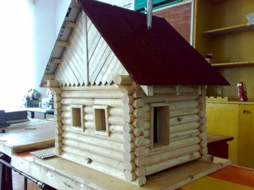 Домик поделки из дерева 50